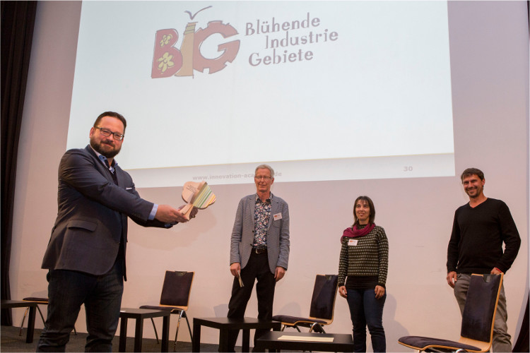 undekade_bild